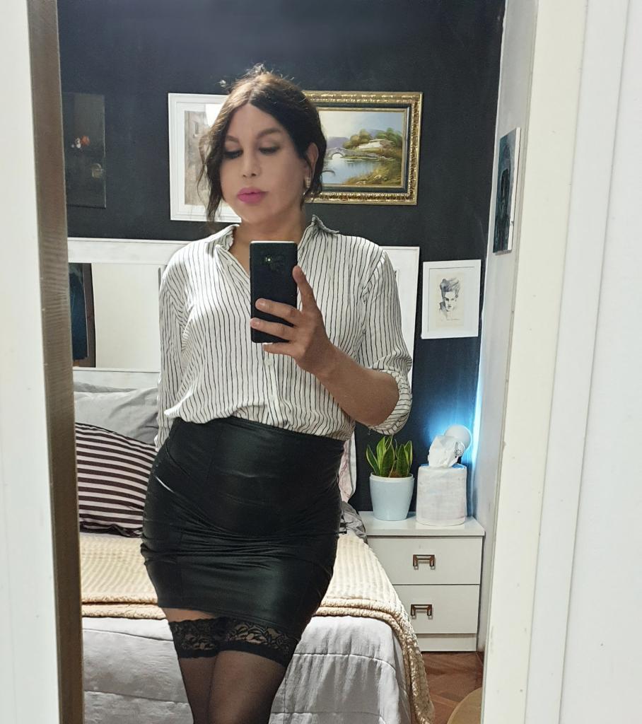 665184898: Transexual en La Coruña