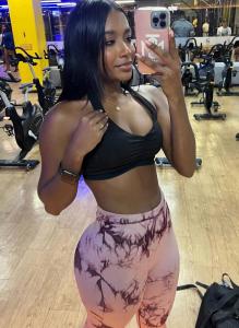 658479490: Chica busca chico en Tenerife