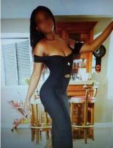 603804443: Chica busca chico en Málaga