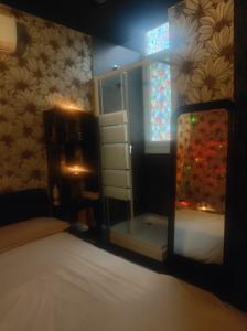 642547145: Chica busca chico en Zaragoza