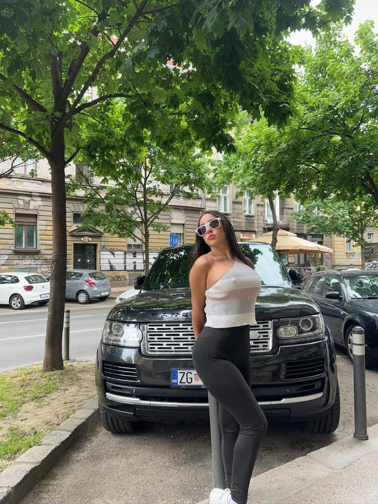 674970494: Chica busca chico en Málaga