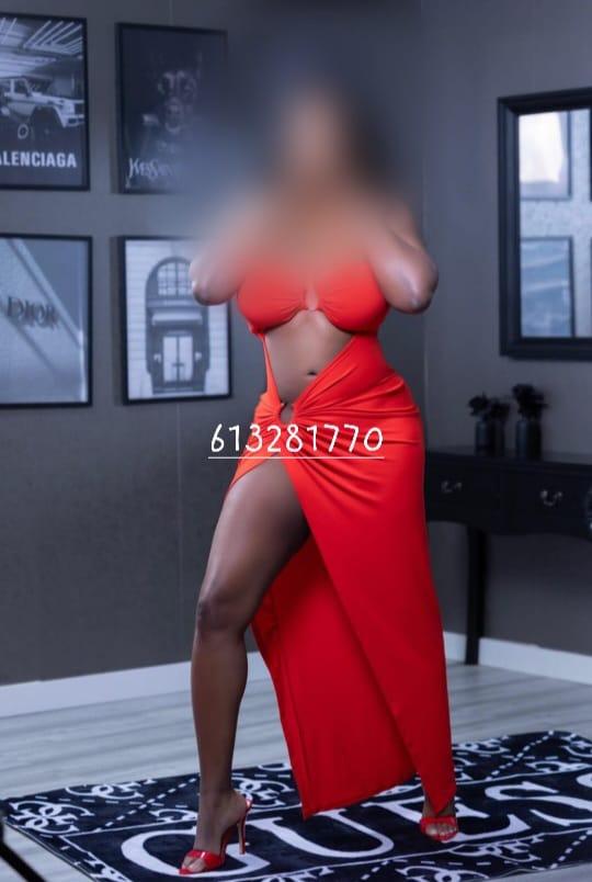 612281770: Chica busca chico en Gerona