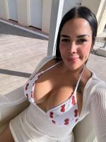 662445860: Chica busca chico en Barcelona