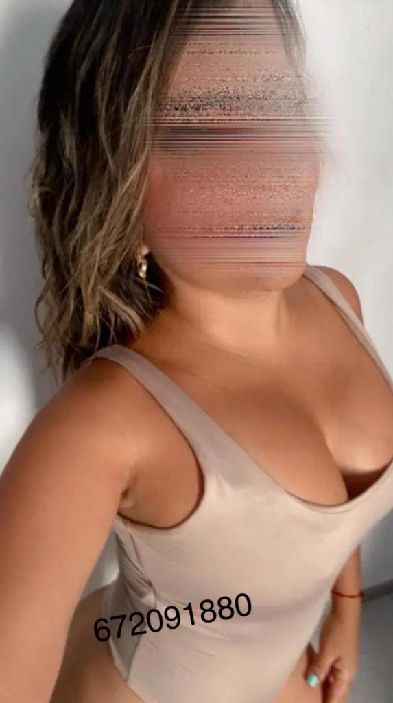 672091880: Chica busca chico en Menorca