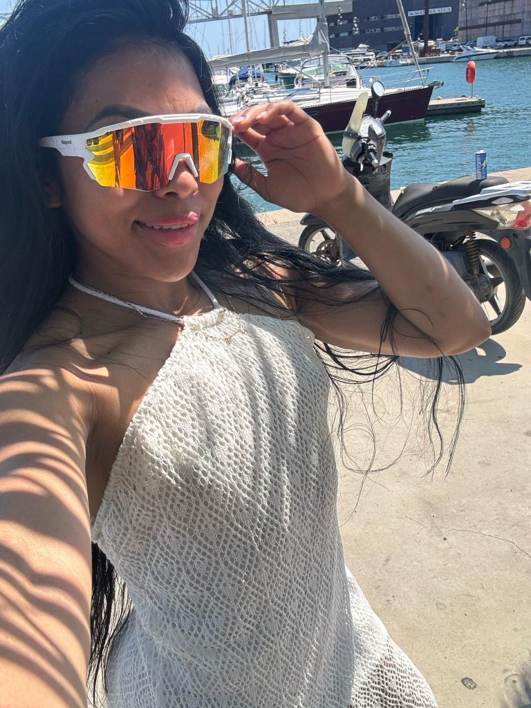 Chica busca chico en Granada: 