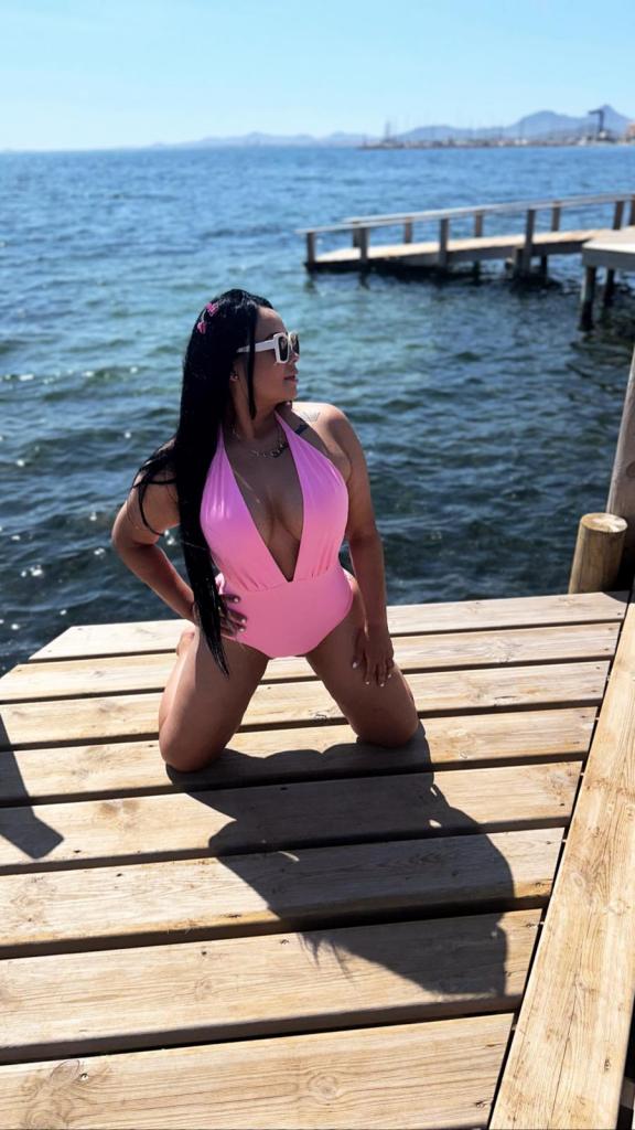 643025822: Chica busca chico en Almería