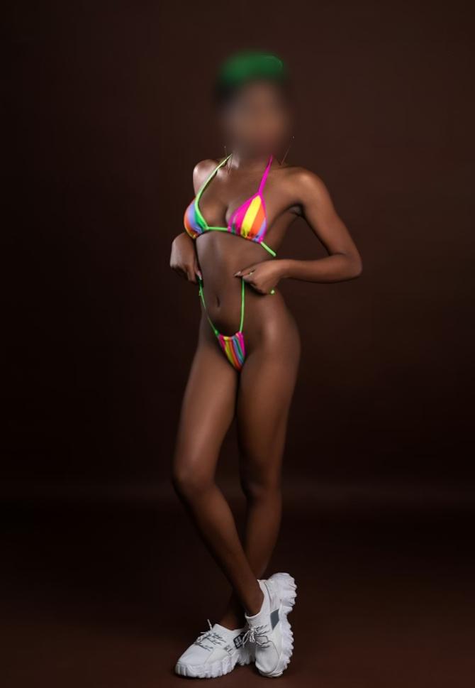 Chica busca chico en Valencia: 