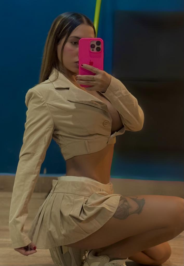 614984739: Chica busca chico en Cádiz