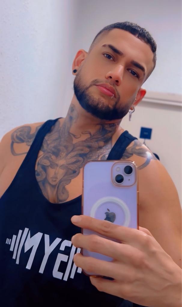 Chico busca chica en Barcelona: 