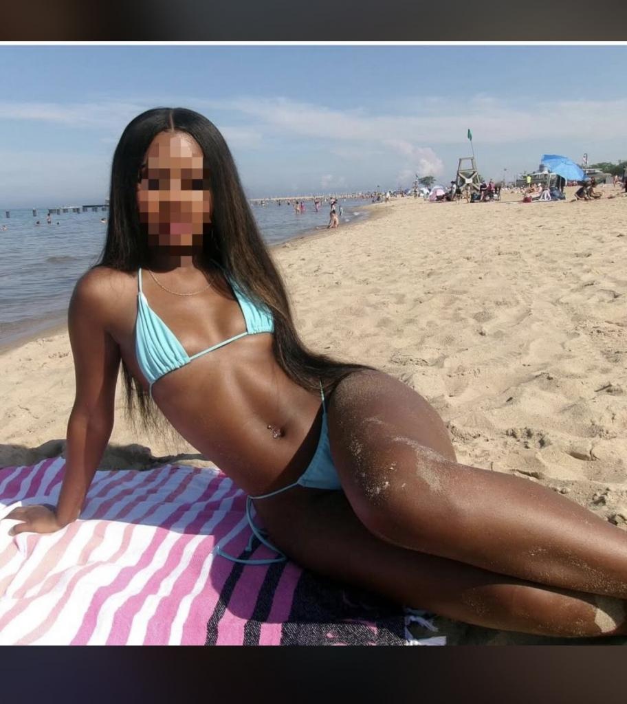 637588597: Chica busca chico en Tarragona