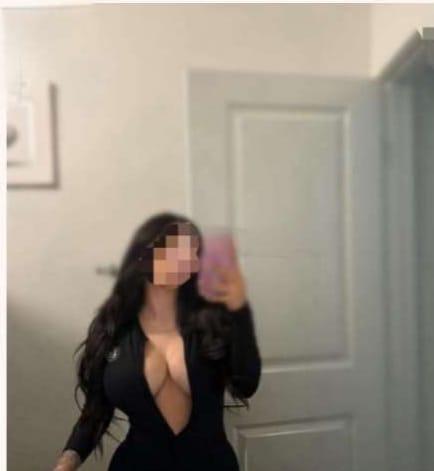 Chica busca chico en Jaén: 