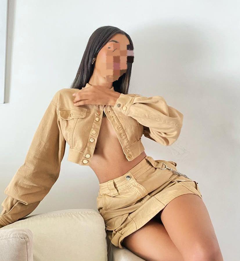 631558327: Chica busca chico en Lérida