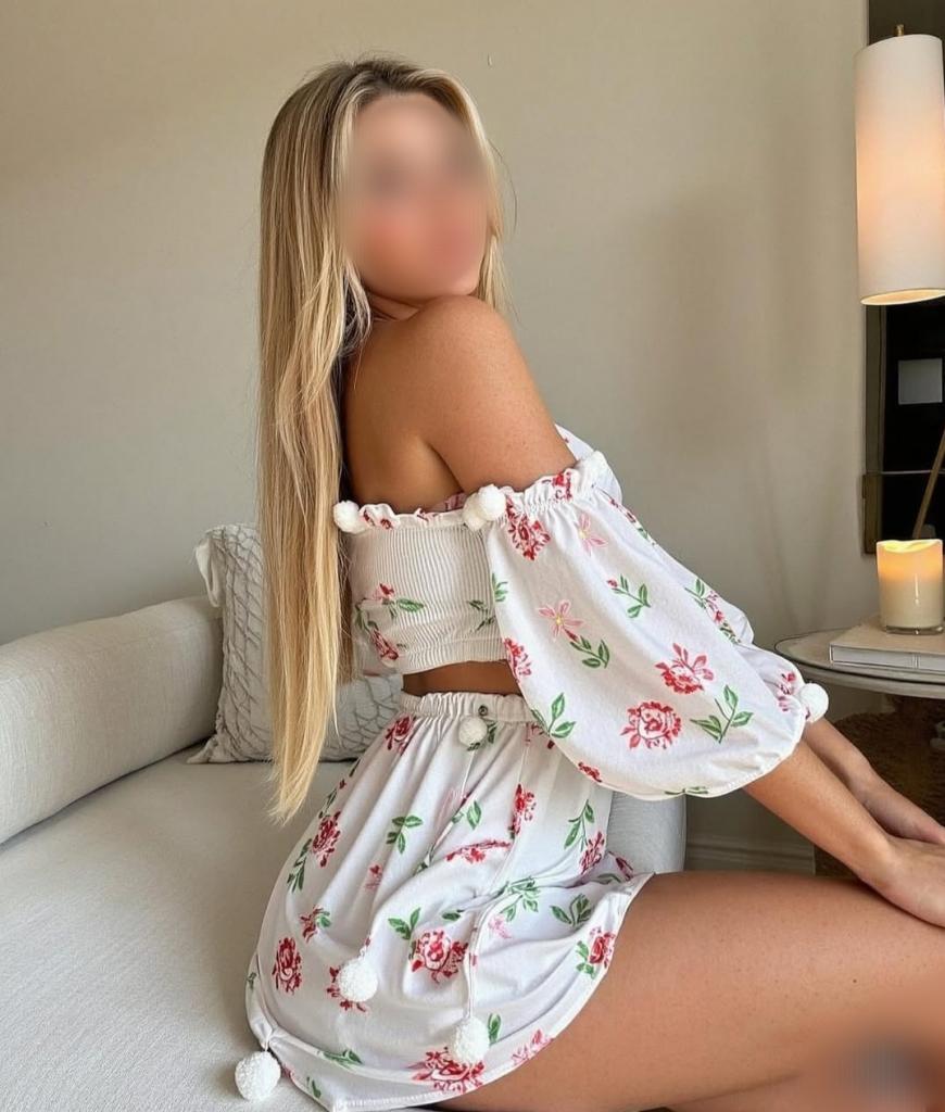 672825195: Chica busca chico en Lugo