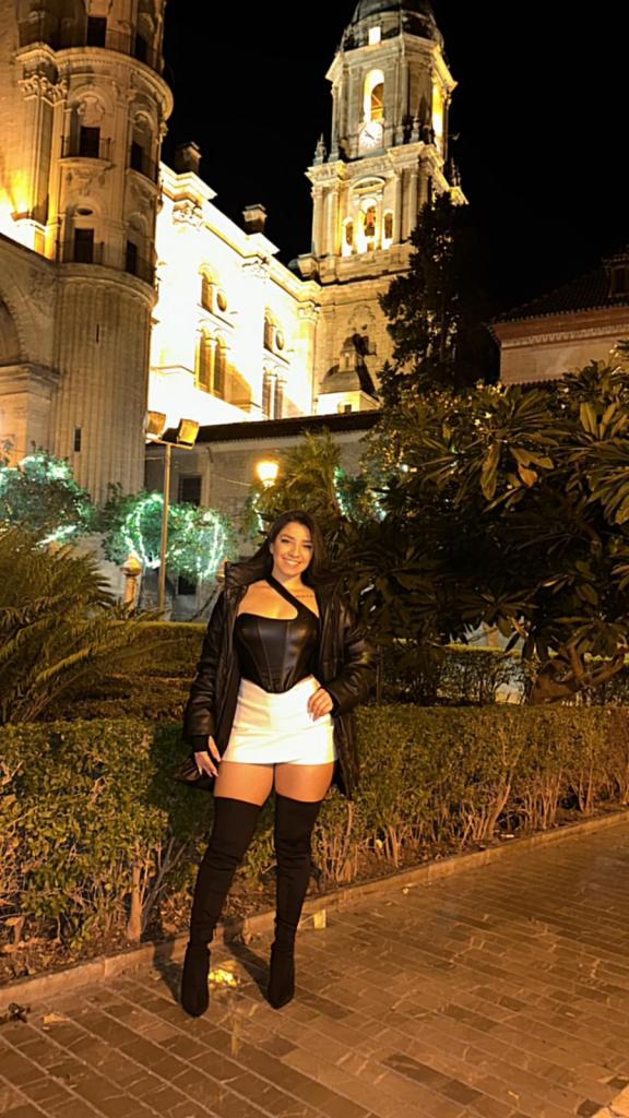602291568: Chica busca chico en Málaga
