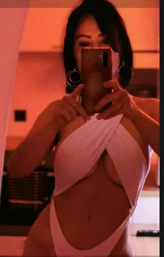 600576645: Chica busca chico en Sevilla