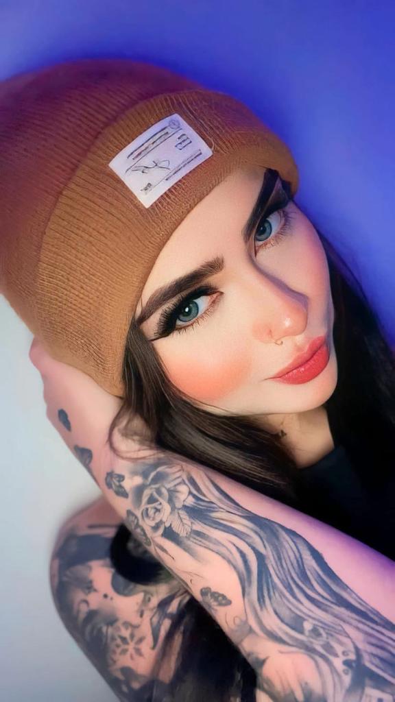 667412213: Chica busca chico en Pontevedra