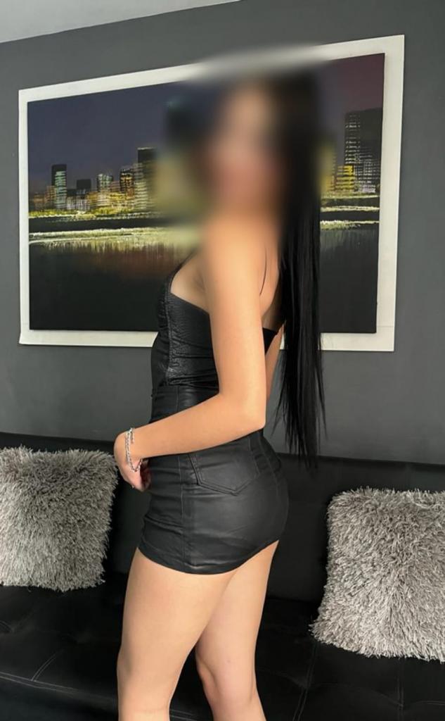 637786536: Chica busca chico en Alicante