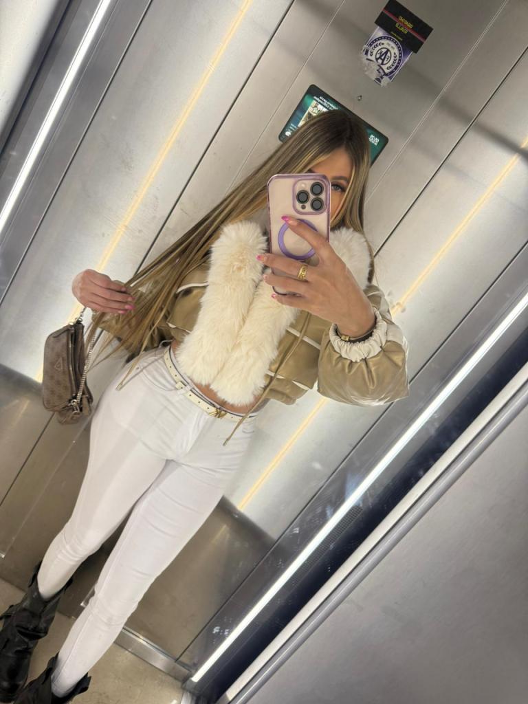 615781172: Travesti en Granada