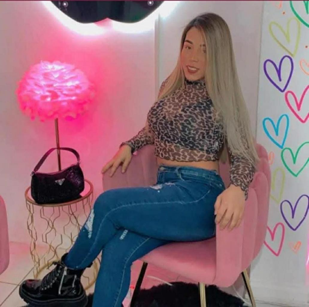 612275242: Transexual en La Coruña