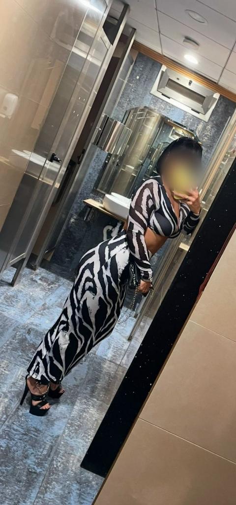 677353085: Chica busca chico en Castellón