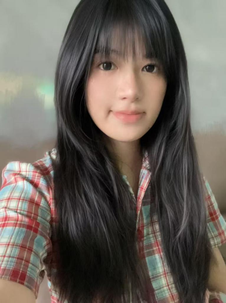 692077540: Chica busca chico en Barcelona