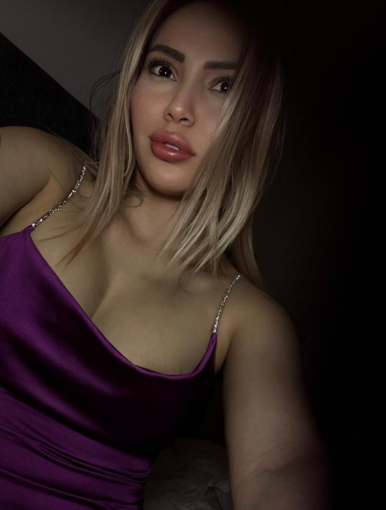 663376927: Chica busca chico en Zaragoza