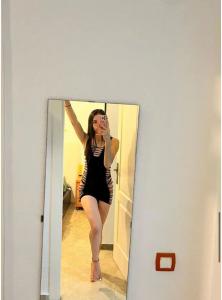 642988609: Chica busca chico en Málaga