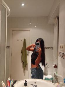 613282401: Chica busca chico en Madrid