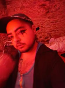 645449929: Chica busca chico en Pontevedra