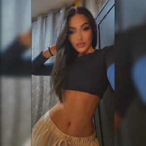 671858762: Chica busca chico en León