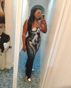 613457236: Chica busca chico en Murcia