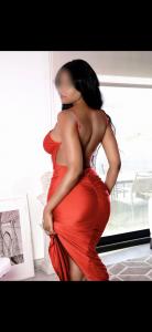 677939765: Chica busca chico en Madrid