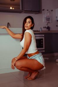 611236687: Chica busca chico en Madrid