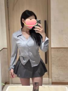 617298383: Chica busca chico en Madrid