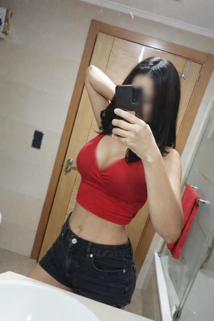 622188349: Chica busca chico en Navarra