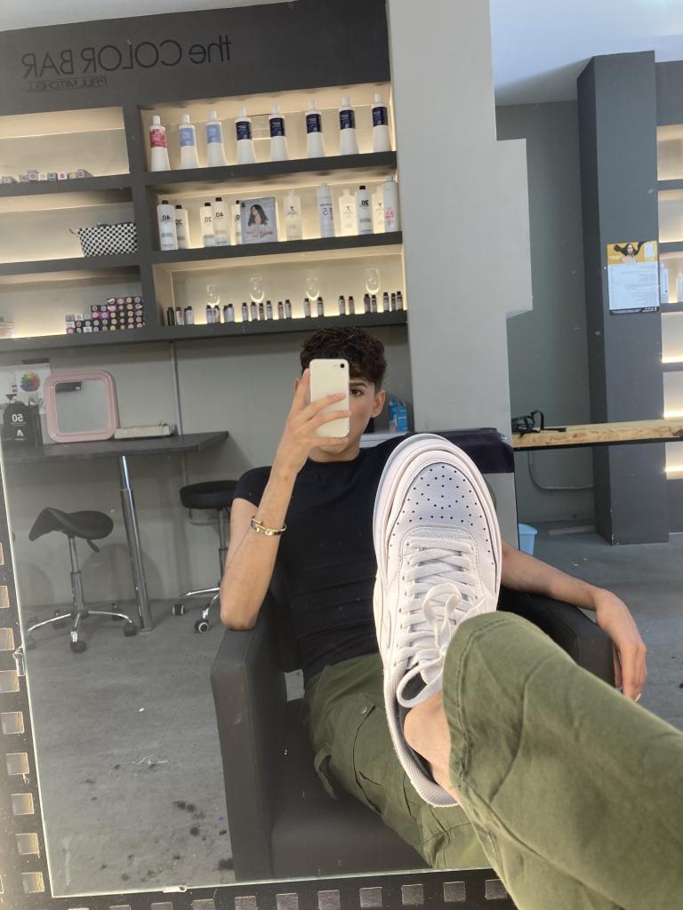 Chico busca chica en Málaga: 