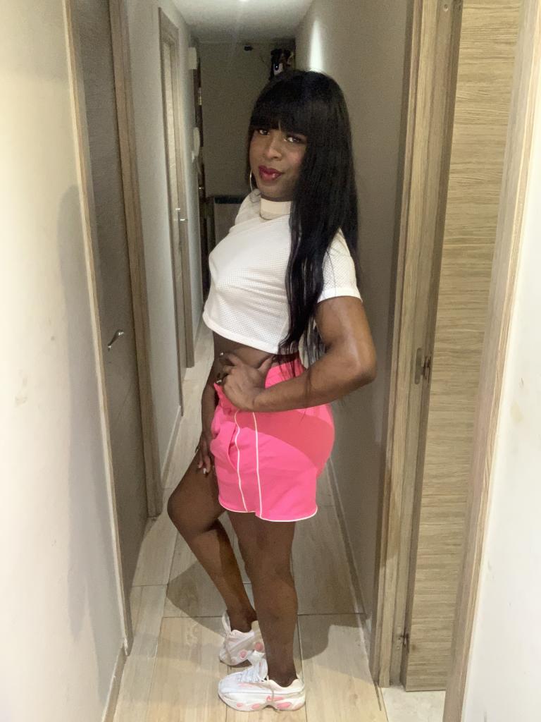 617517724: Travesti en Granada