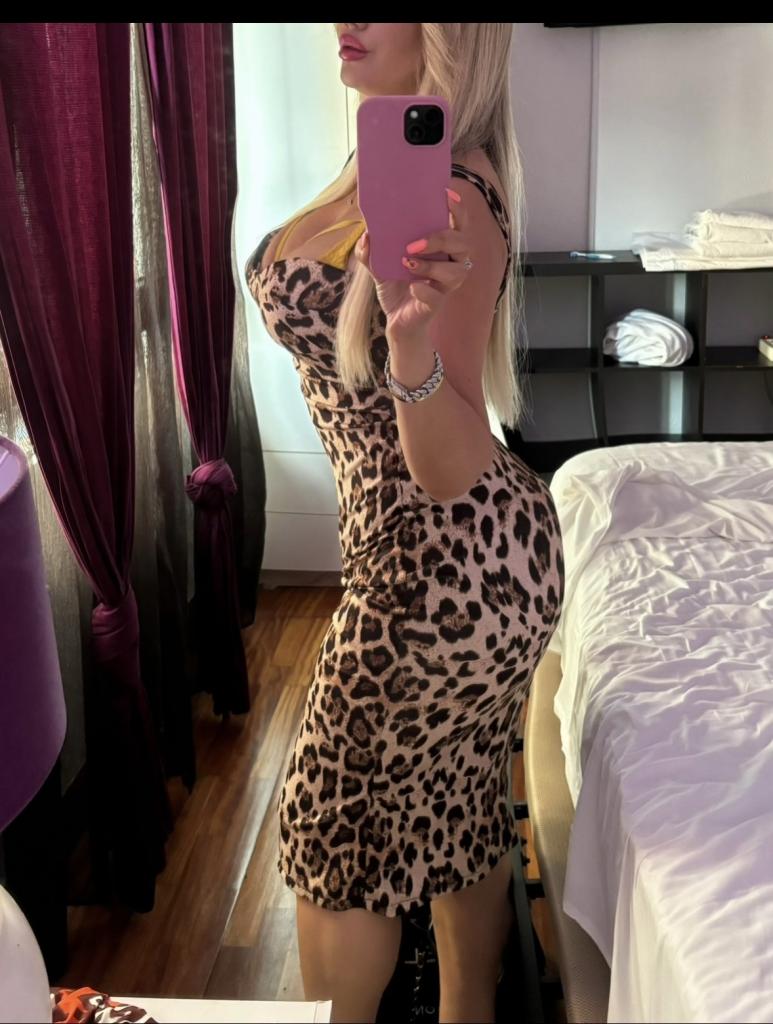 629714380: Chica busca chico en Cantabria