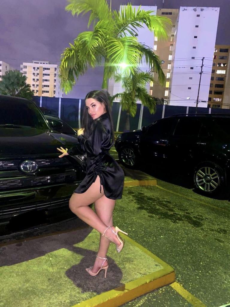 Chica busca chico en Huelva: 