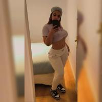 672915035: Chica busca chico en Valencia