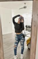 644183744: Chica busca chico en León