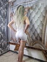 613342256: Chica busca chico en Barcelona