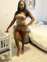 633526861: Chica busca chico en Sevilla