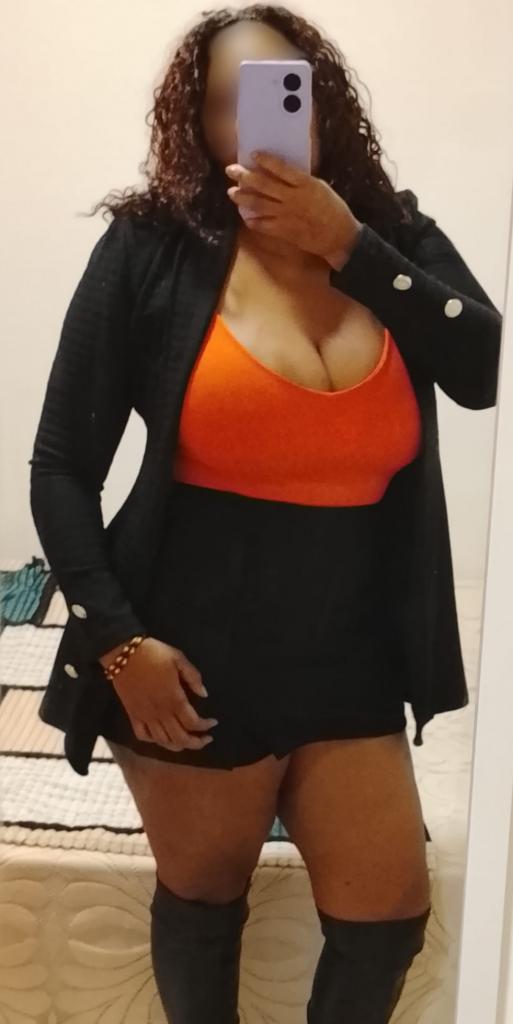 Chica busca chico en Lérida: 