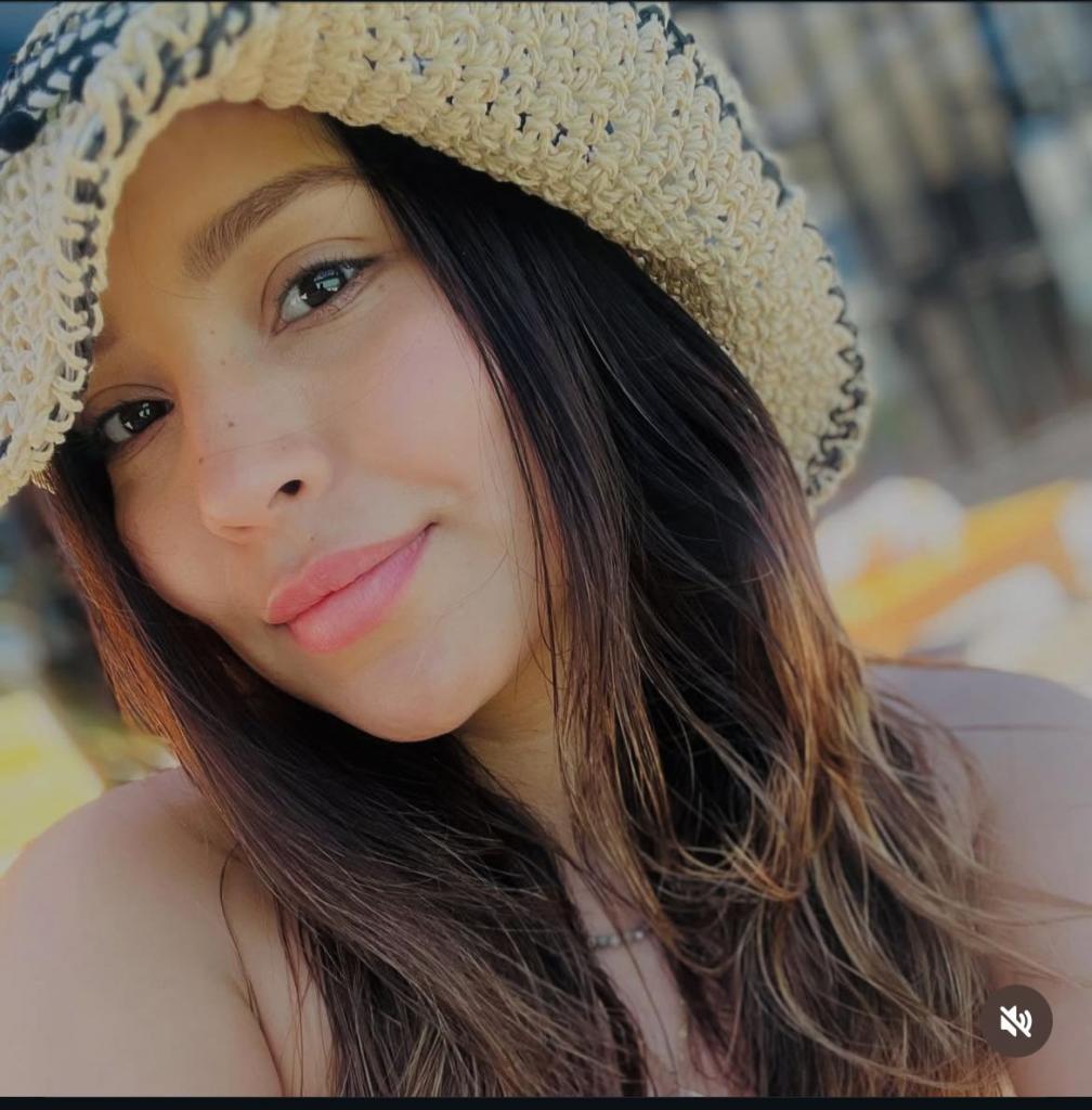 Chica busca chico en Ibiza: 