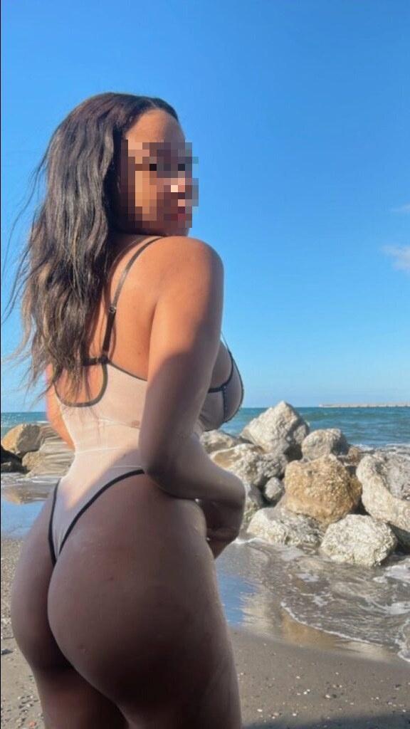 Chica busca chico en La Coruña: 