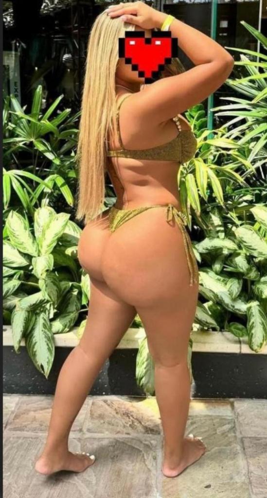 Chica busca chico en Cádiz: 