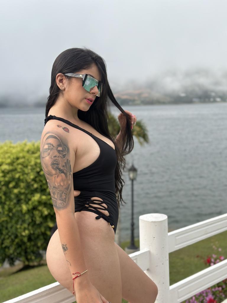 664484633: Chica busca chico en Granada