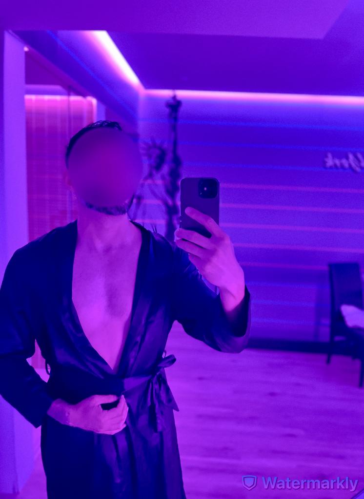 Chico busca chica en León: 