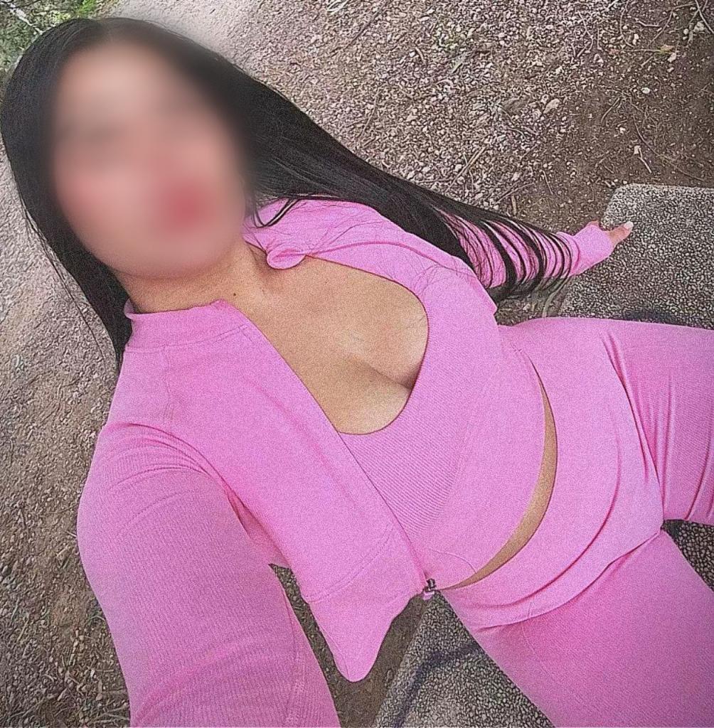 611339835: Chica busca chico en Valencia